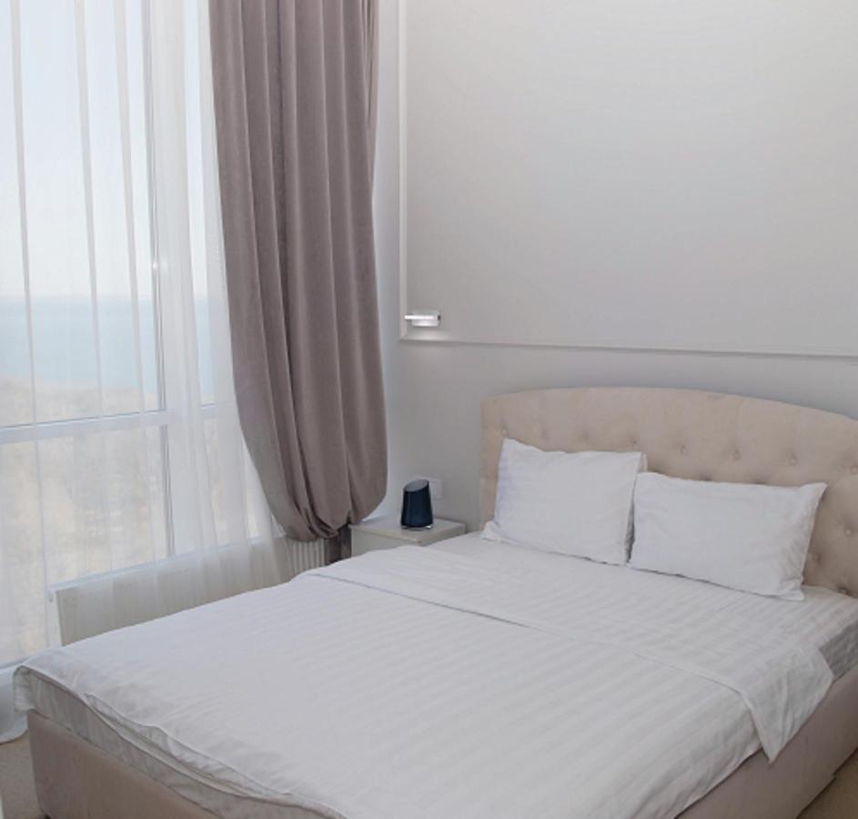 Apart Hotel Greenwood Near Sea Odessa Dış mekan fotoğraf